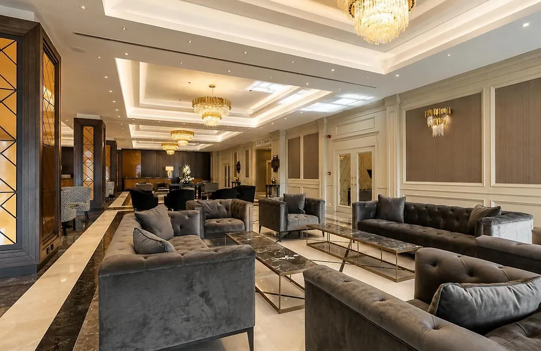 Astoria Grand Hotel-1