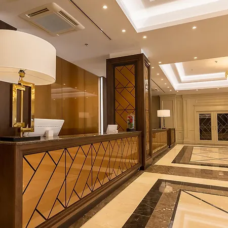 Astoria Grand Hotel-2